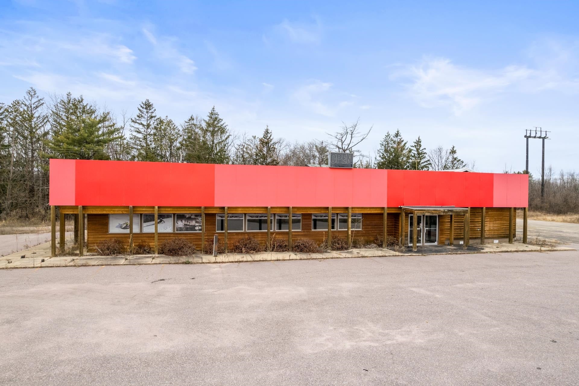 W10521 Tritz Road, Caledonia, WI 53901