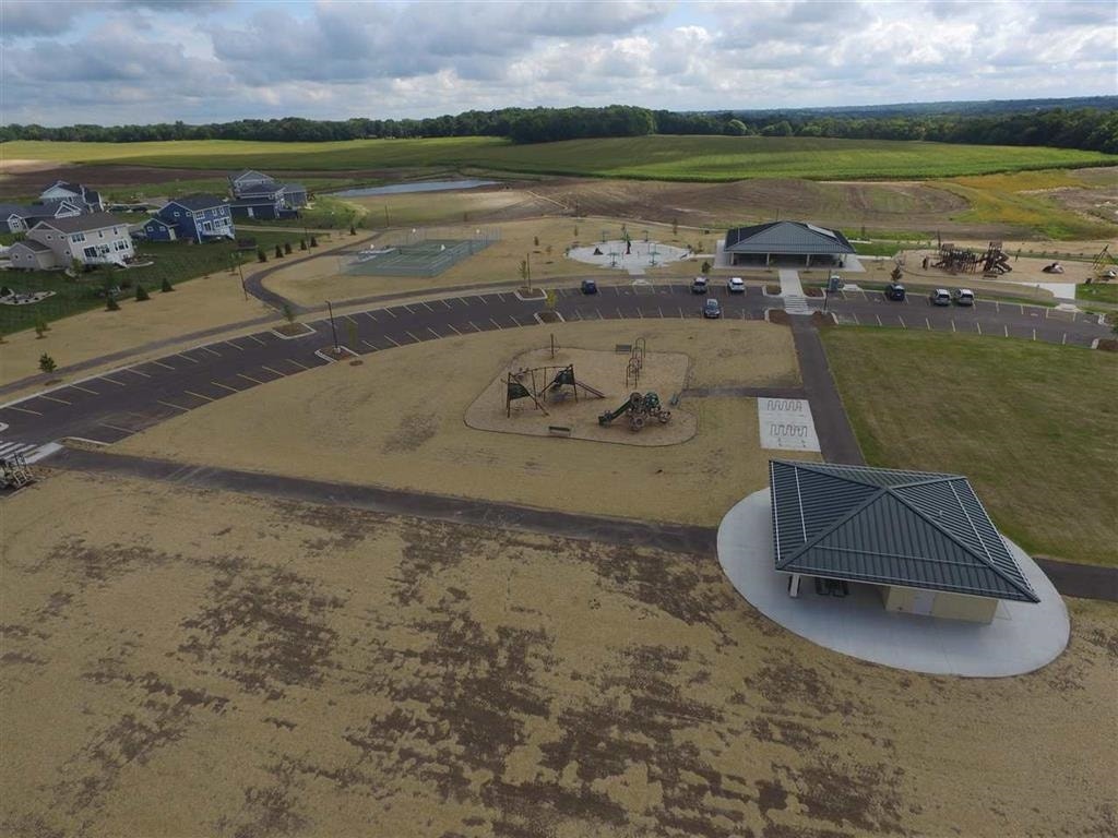 L434 4038 Whistle Rock, Windsor, WI 53532