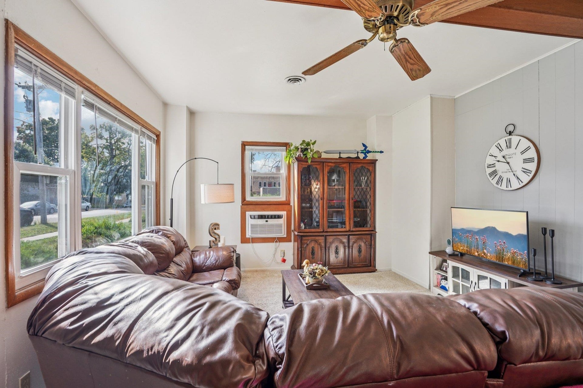 114 N 2nd Street, Mount Horeb, WI 53572