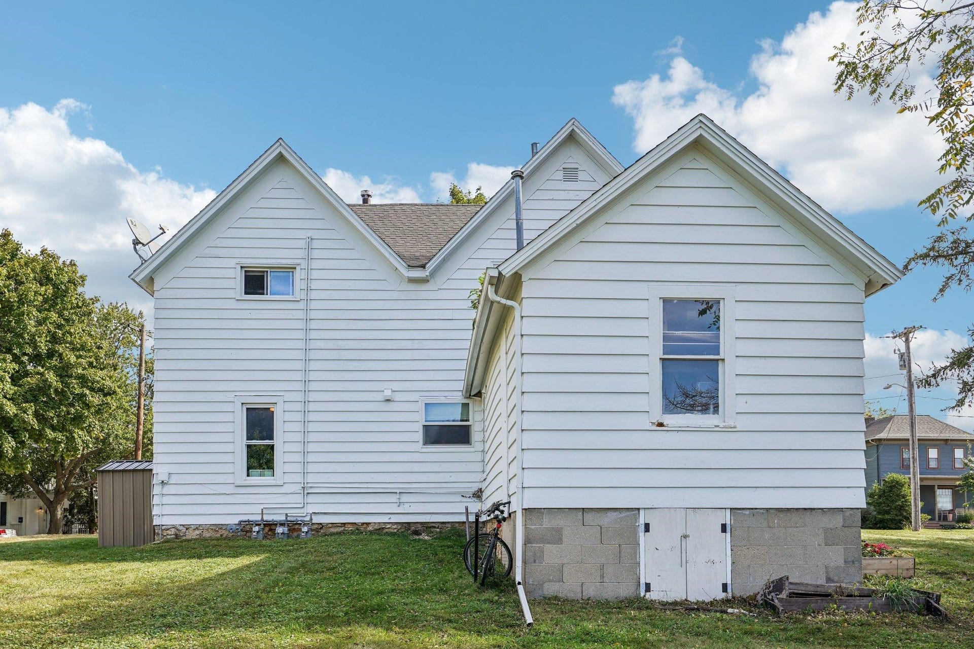 114 N 2nd Street, Mount Horeb, WI 53572