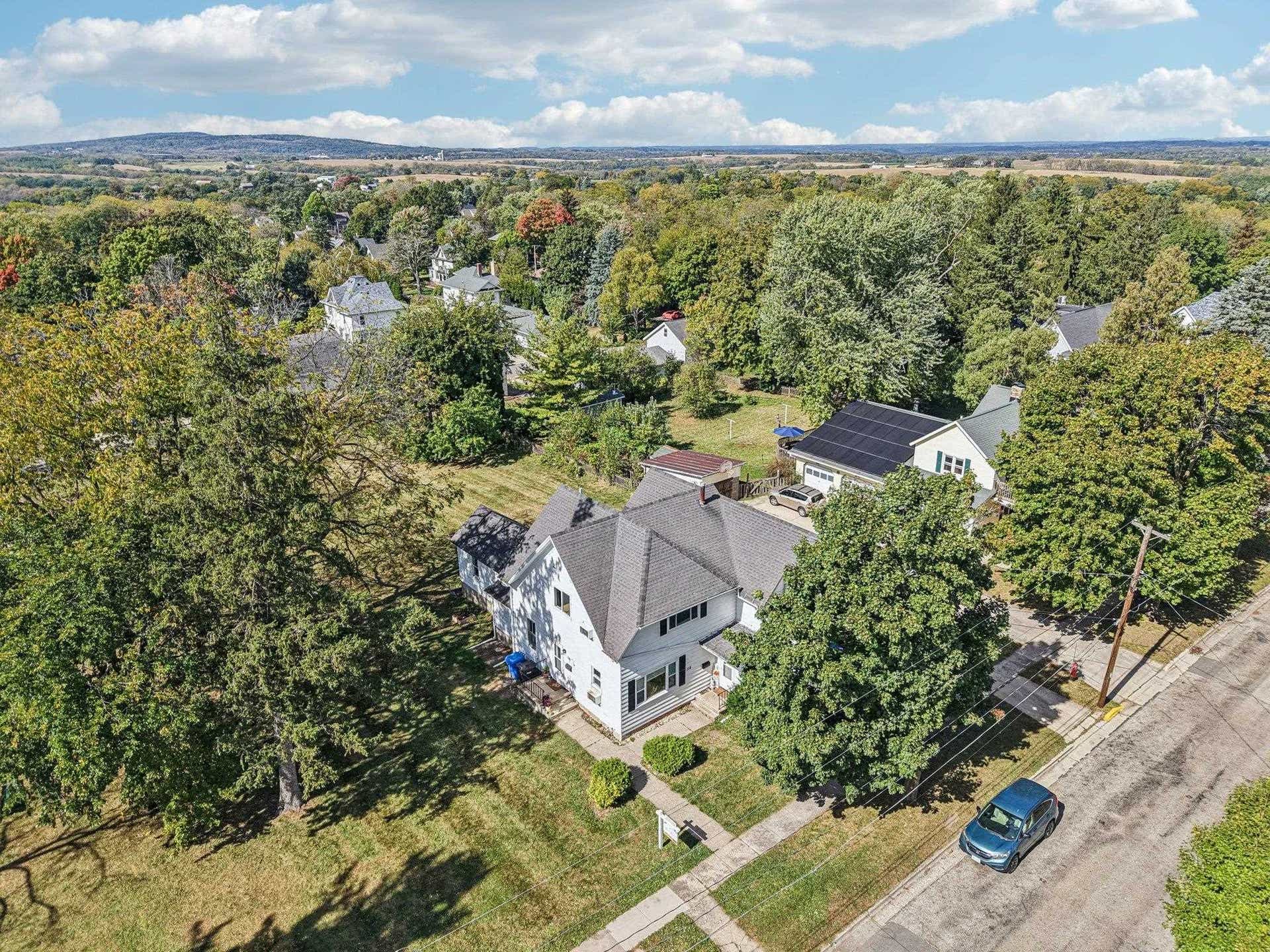 114 N 2nd Street, Mount Horeb, WI 53572