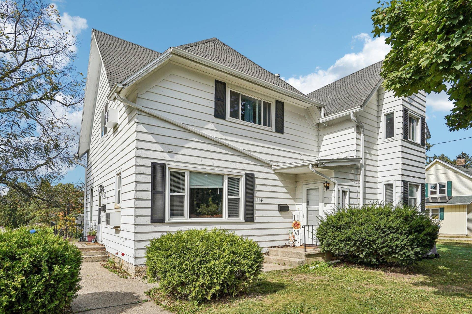 114 N 2nd Street, Mount Horeb, WI 53572